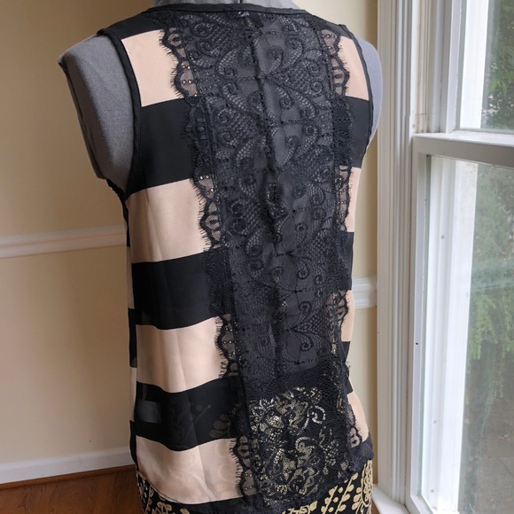 Flowy tank w/ black/tan stripe & black-lace panel - Picture 2 of 5